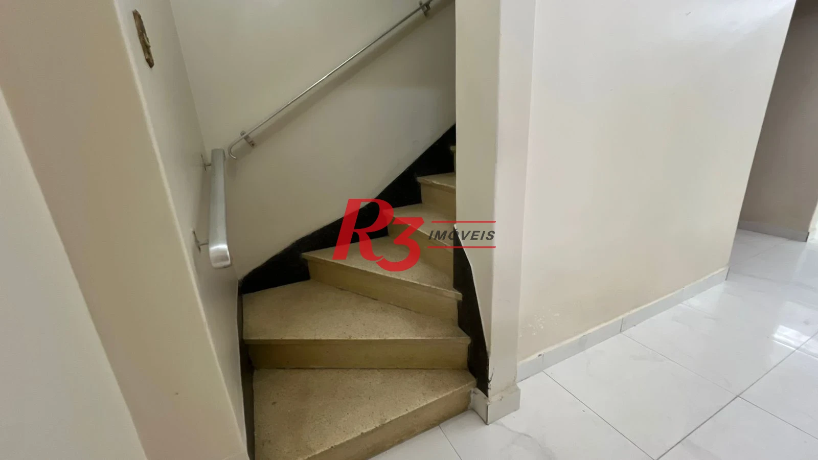 Casa com 4 dormitórios para alugar, 263 m² por R$ 15.000,00/mês - Macuco - Santos/SP