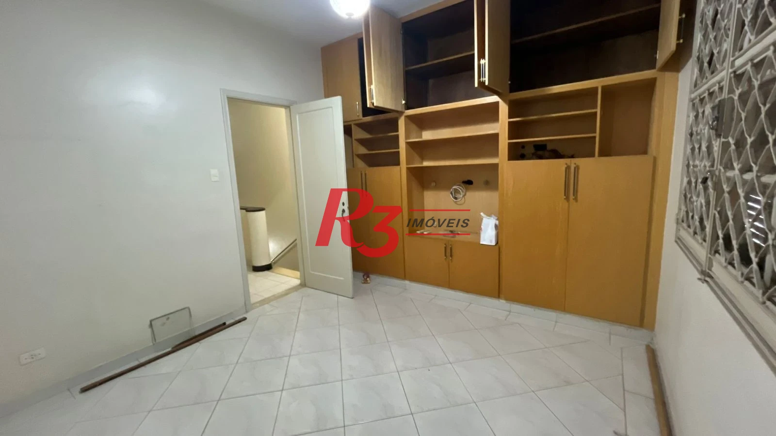 Casa com 4 dormitórios para alugar, 263 m² por R$ 15.000,00/mês - Macuco - Santos/SP