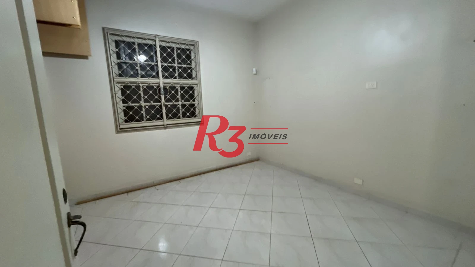 Casa com 4 dormitórios para alugar, 263 m² por R$ 15.000,00/mês - Macuco - Santos/SP