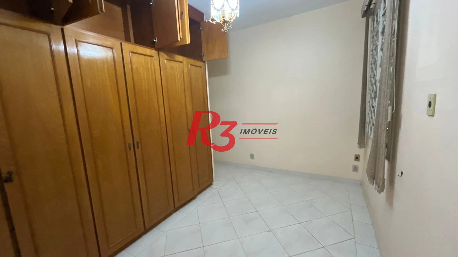 Casa com 4 dormitórios para alugar, 263 m² por R$ 15.000,00/mês - Macuco - Santos/SP