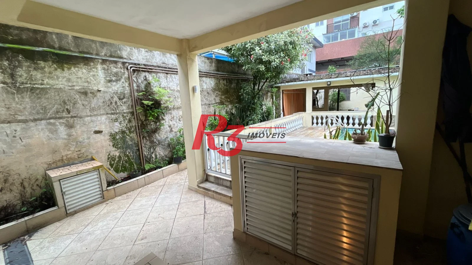 Casa com 4 dormitórios para alugar, 263 m² por R$ 15.000,00/mês - Macuco - Santos/SP