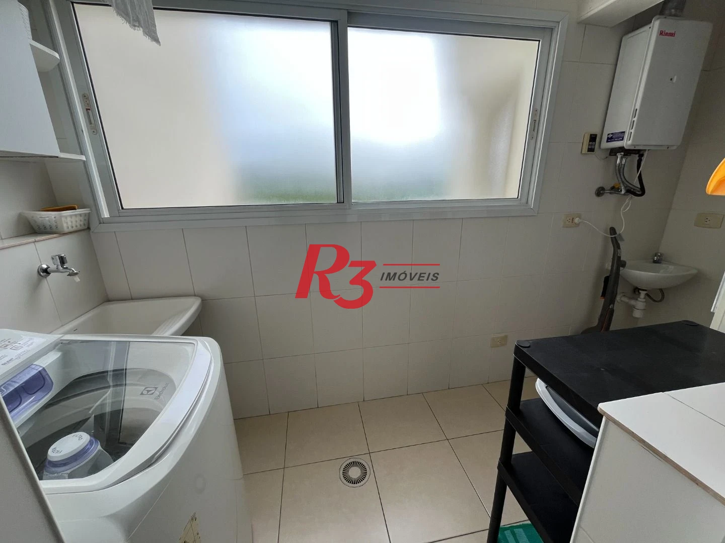Apartamento com 3 dormitórios para alugar, 156 m² por R$ 10.000,00/mês - Astúrias - Praia - Guarujá/SP