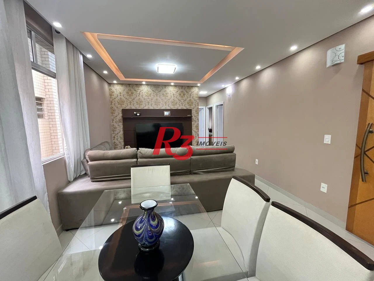 Apartamento com 3 dormitórios à venda, 104 m² por R$ 590.000,00 - Gonzaga - Santos/SP