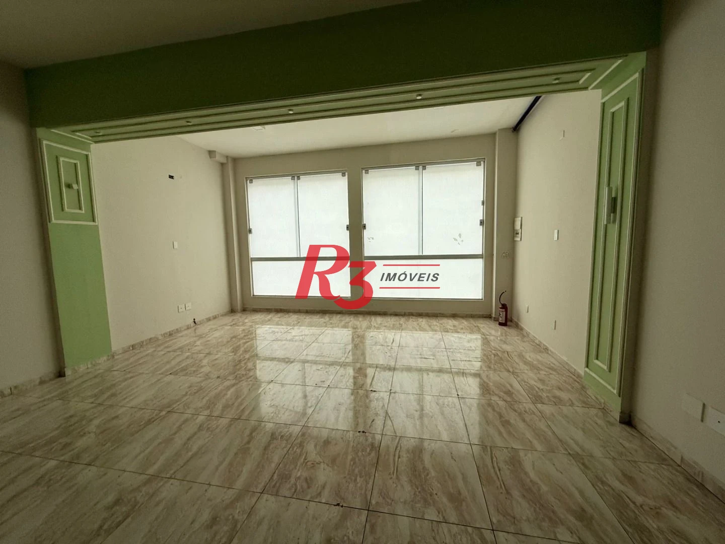 Loja para alugar, 127 m² por R$ 22.436,00/mês - Gonzaga - Santos/SP