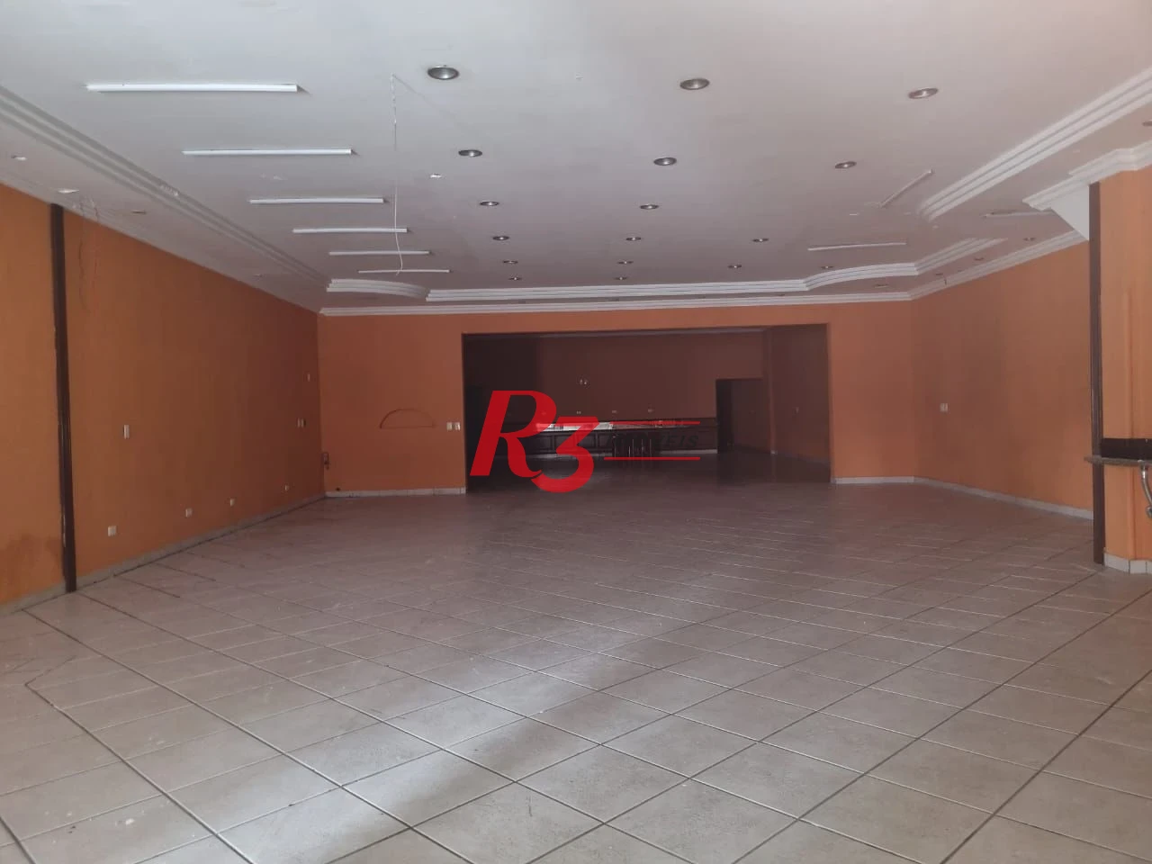 Salão para alugar, 400 m² por R$ 12.494,35/mês - Encruzilhada - Santos/SP