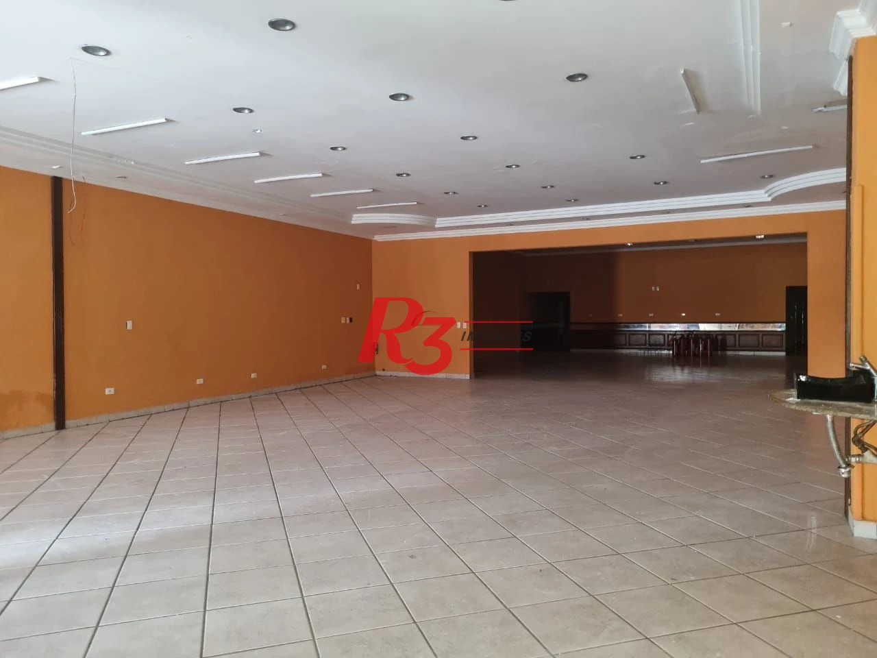 Salão para alugar, 400 m² por R$ 12.494,35/mês - Encruzilhada - Santos/SP