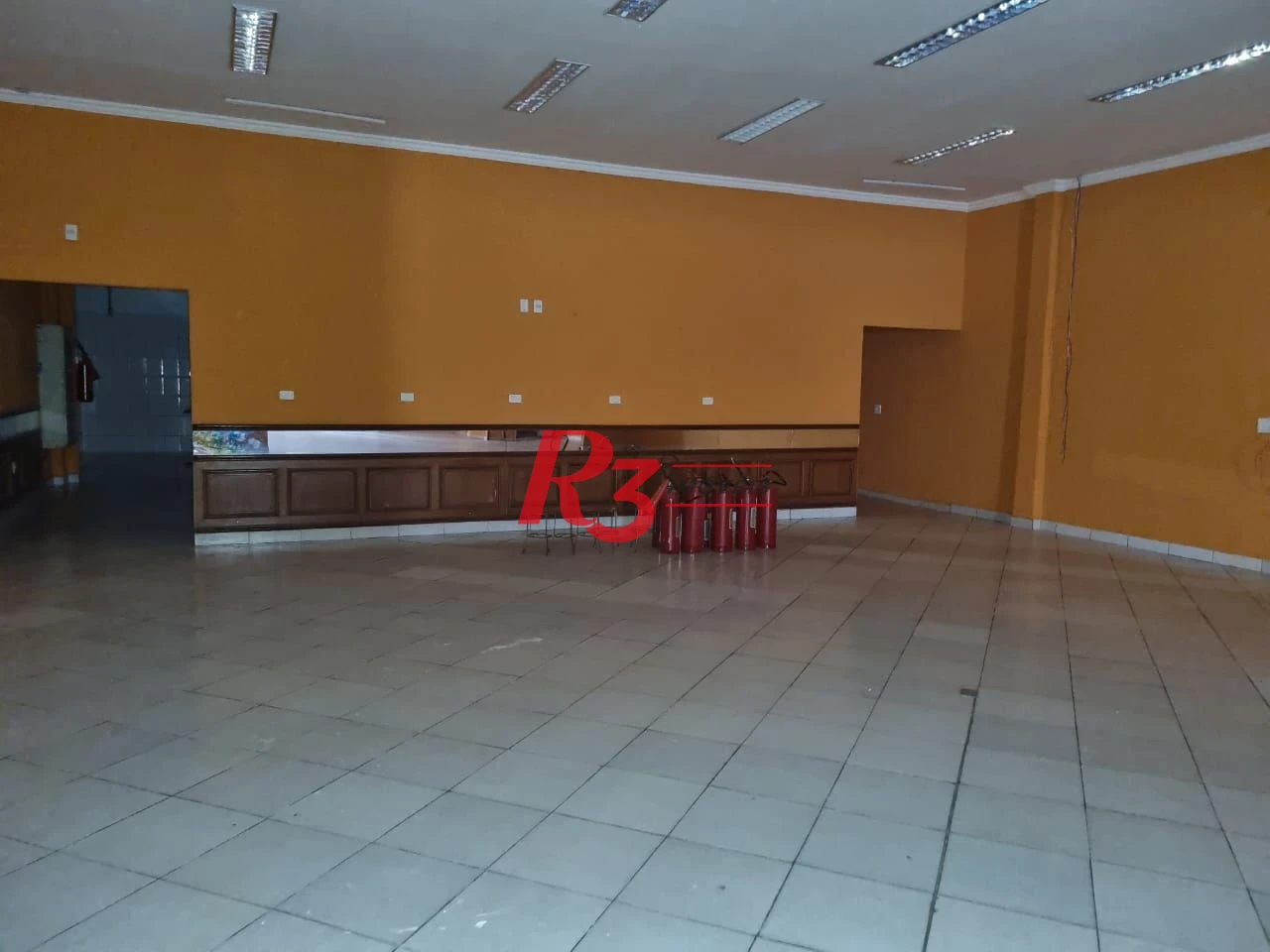 Salão para alugar, 400 m² por R$ 12.494,35/mês - Encruzilhada - Santos/SP