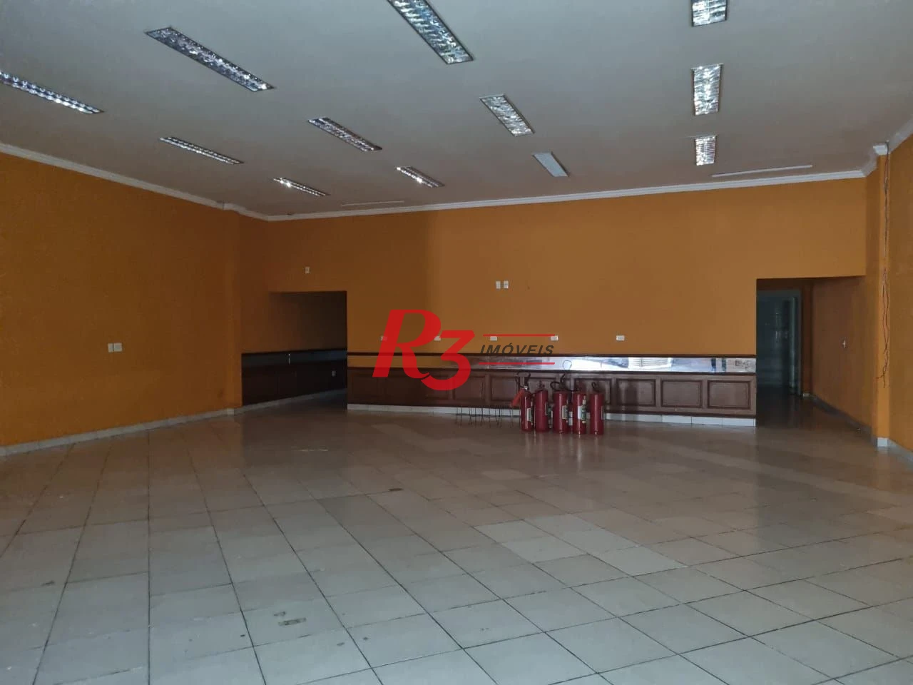 Salão para alugar, 400 m² por R$ 12.494,35/mês - Encruzilhada - Santos/SP