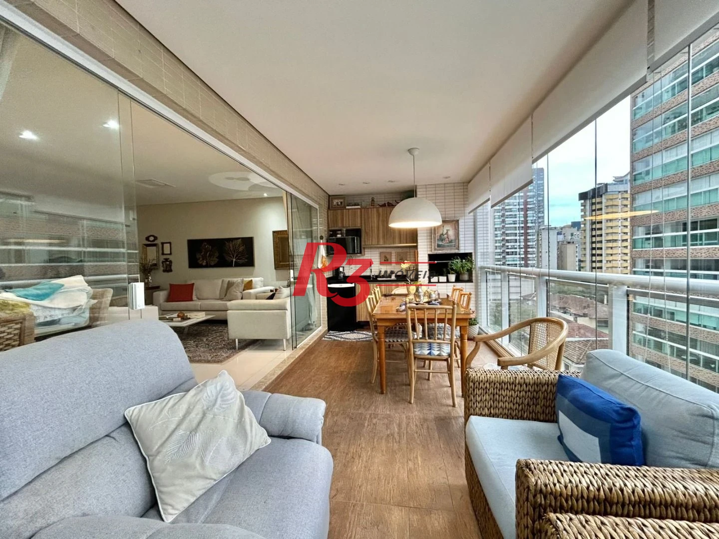 Apartamento com 3 dormitórios à venda, 181 m² por R$ 3.360.000,00 - Gonzaga - Santos/SP