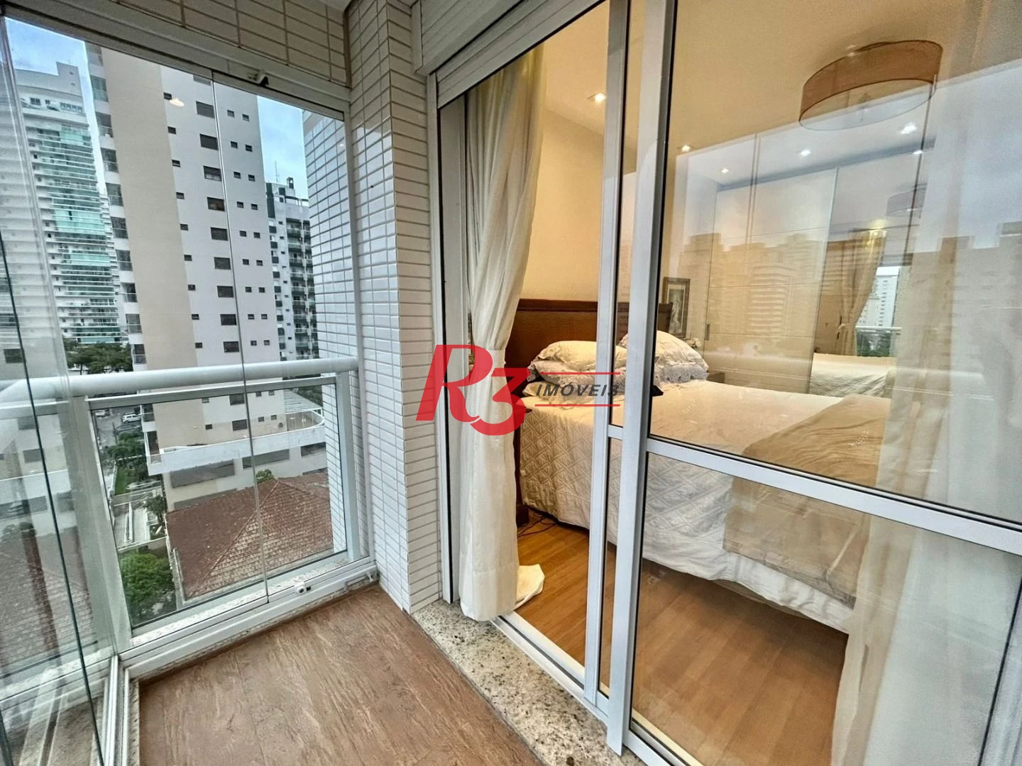 Apartamento com 3 dormitórios à venda, 181 m² por R$ 3.360.000,00 - Gonzaga - Santos/SP