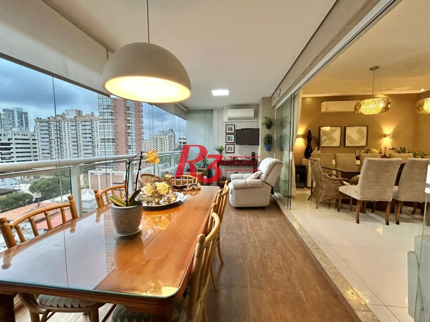 Apartamento com 3 dormitórios à venda, 181 m² por R$ 3.360.000,00 - Gonzaga - Santos/SP