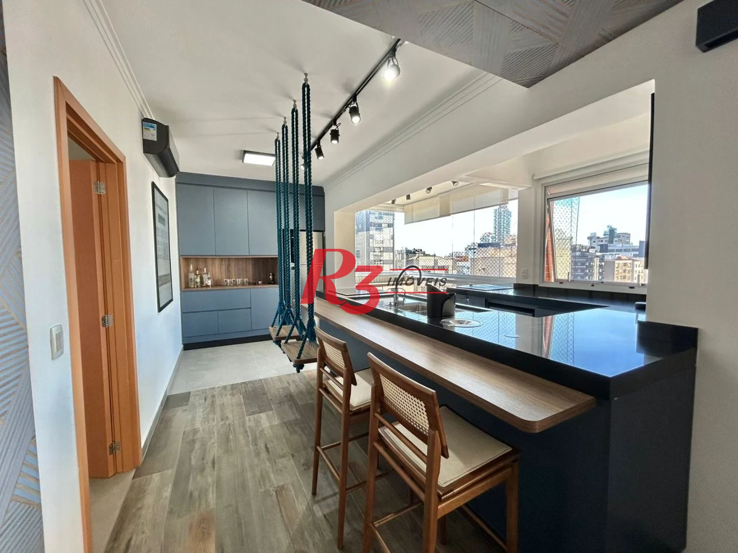 Apartamento com 2 dormitórios à venda, 100 m² por R$ 1.690.000,00 - Boqueirão - Santos/SP