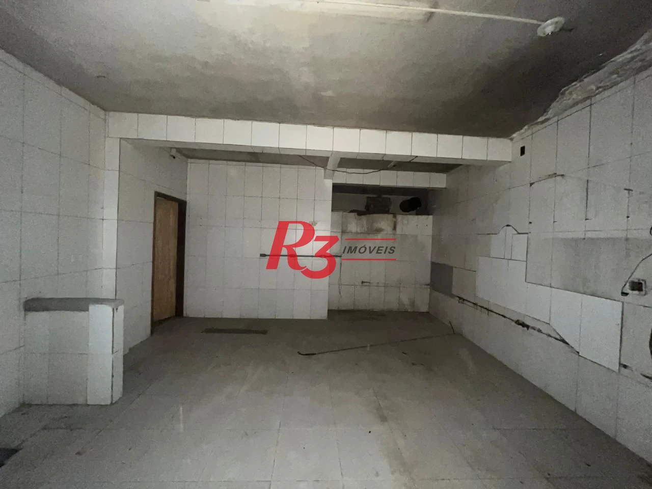 Galpão à venda, 750 m² por R$ 860.000,00 - Centro - Santos/SP