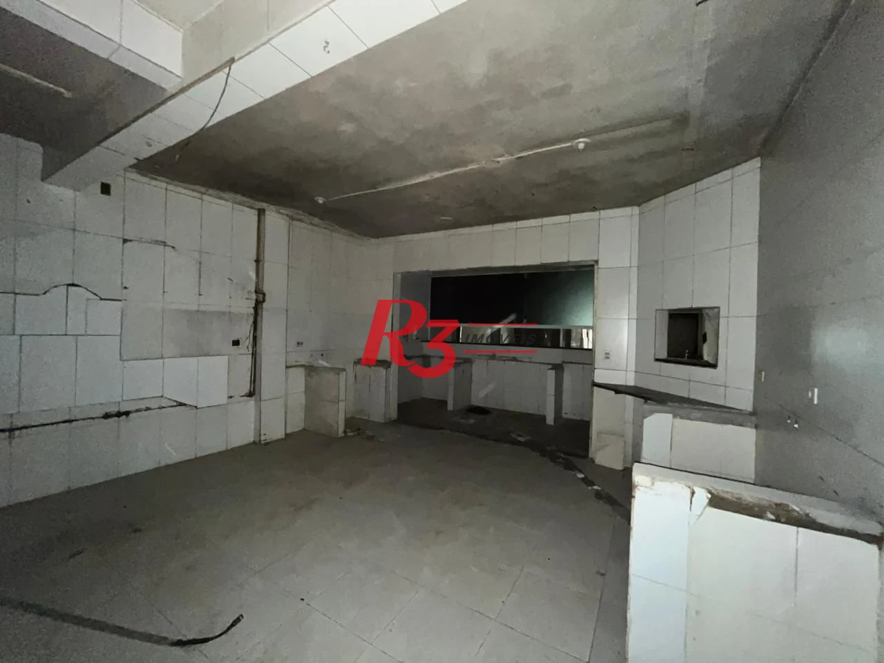Galpão à venda, 750 m² por R$ 860.000,00 - Centro - Santos/SP