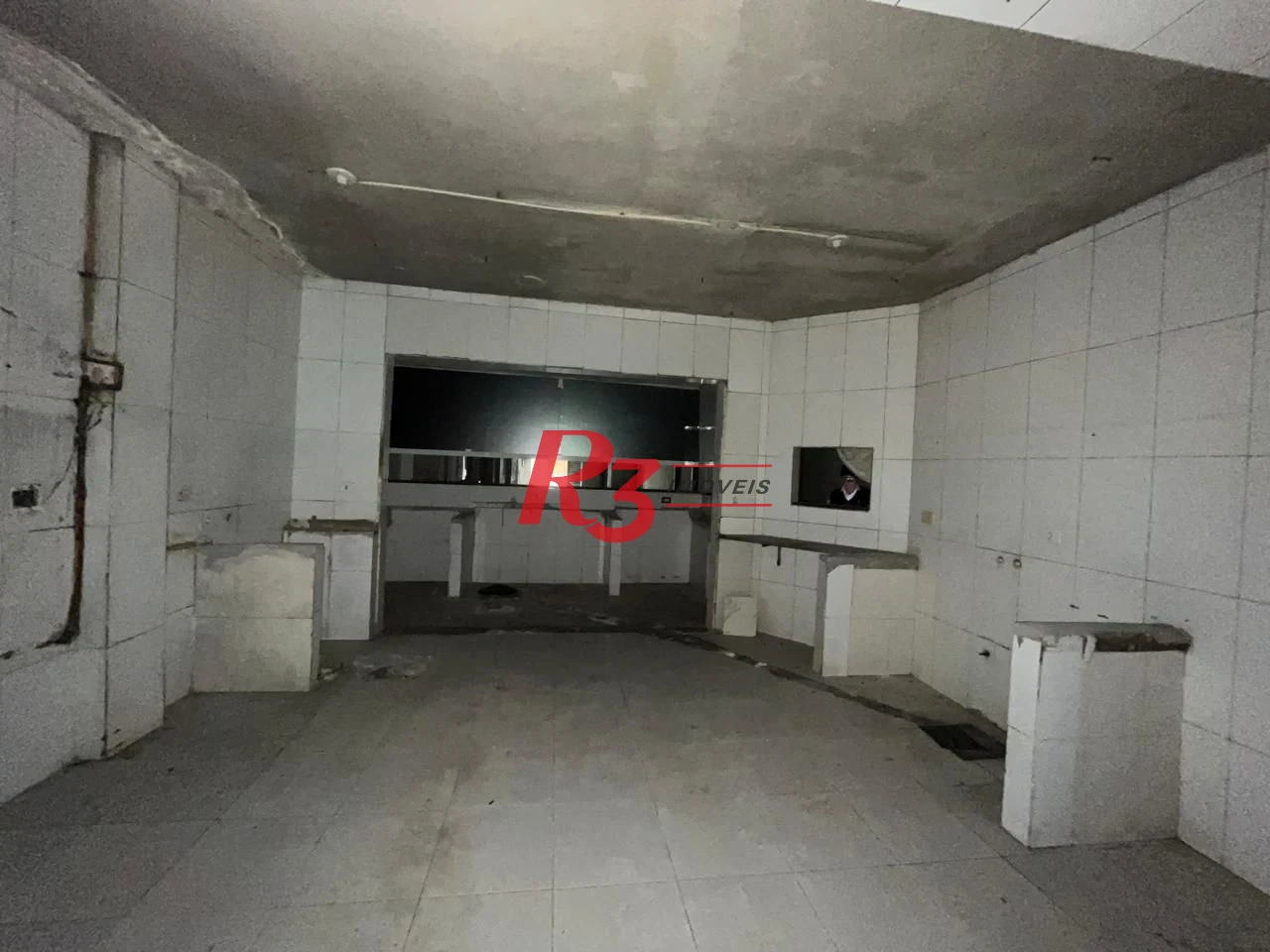 Galpão à venda, 750 m² por R$ 860.000,00 - Centro - Santos/SP