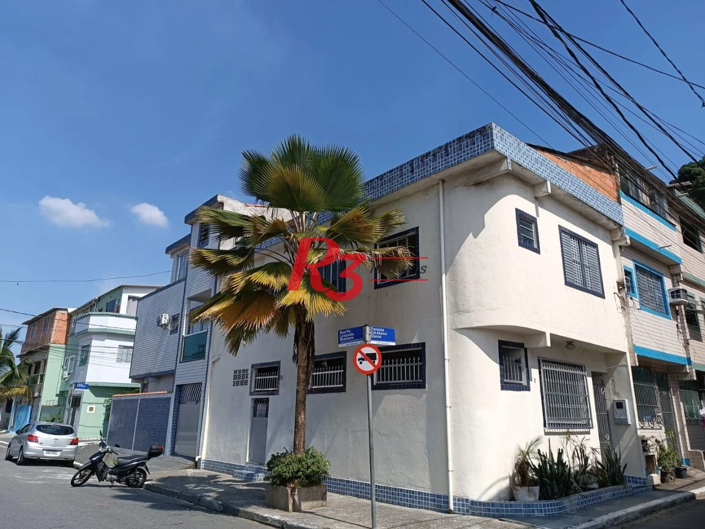 Sobrado com 3 dormitórios à venda, 135 m² por R$ 300.000,00 - Bom Retiro - Santos/SP