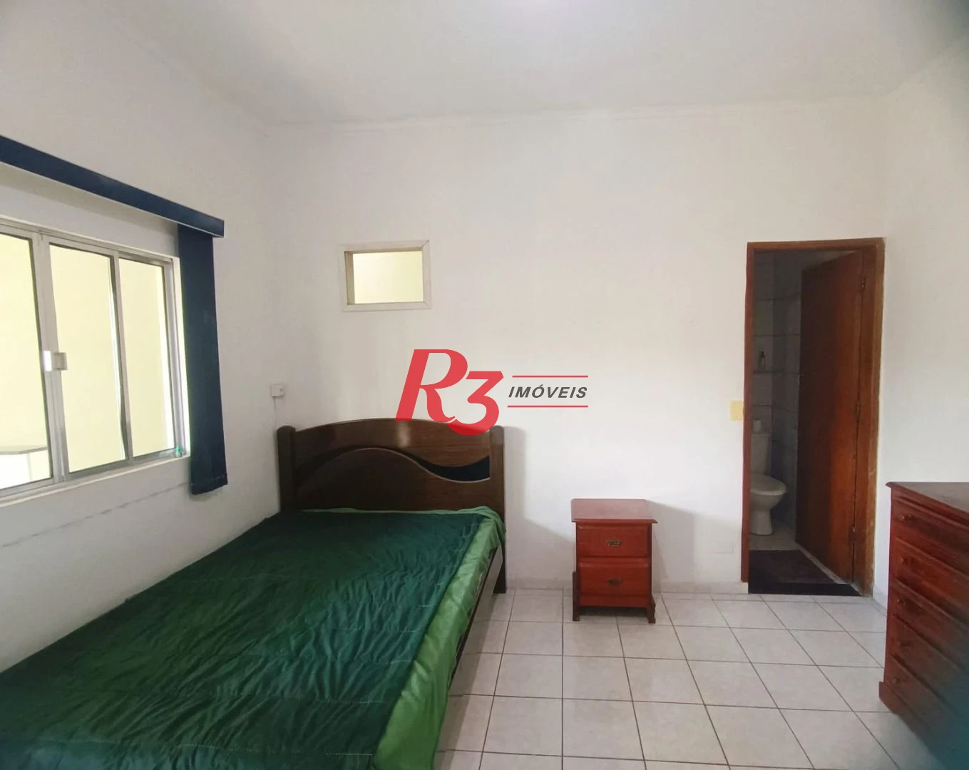 Sobrado com 3 dormitórios à venda, 135 m² por R$ 300.000,00 - Bom Retiro - Santos/SP