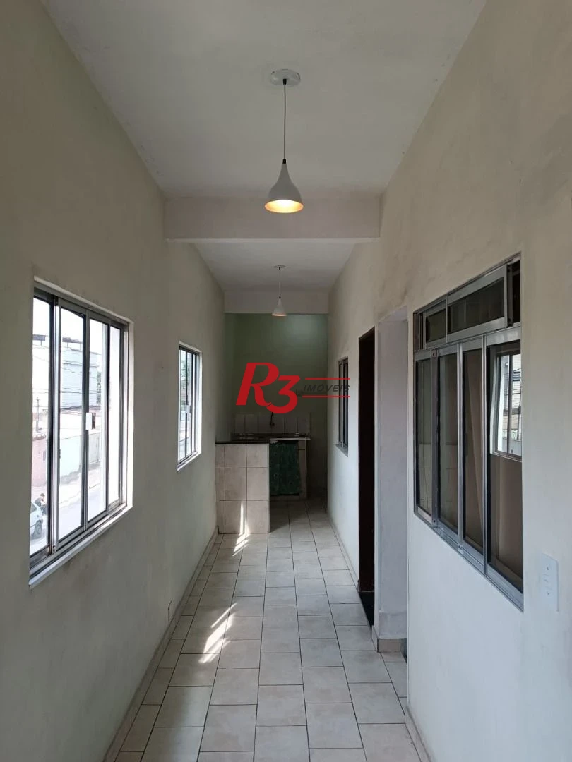 Sobrado com 3 dormitórios à venda, 135 m² por R$ 300.000,00 - Bom Retiro - Santos/SP