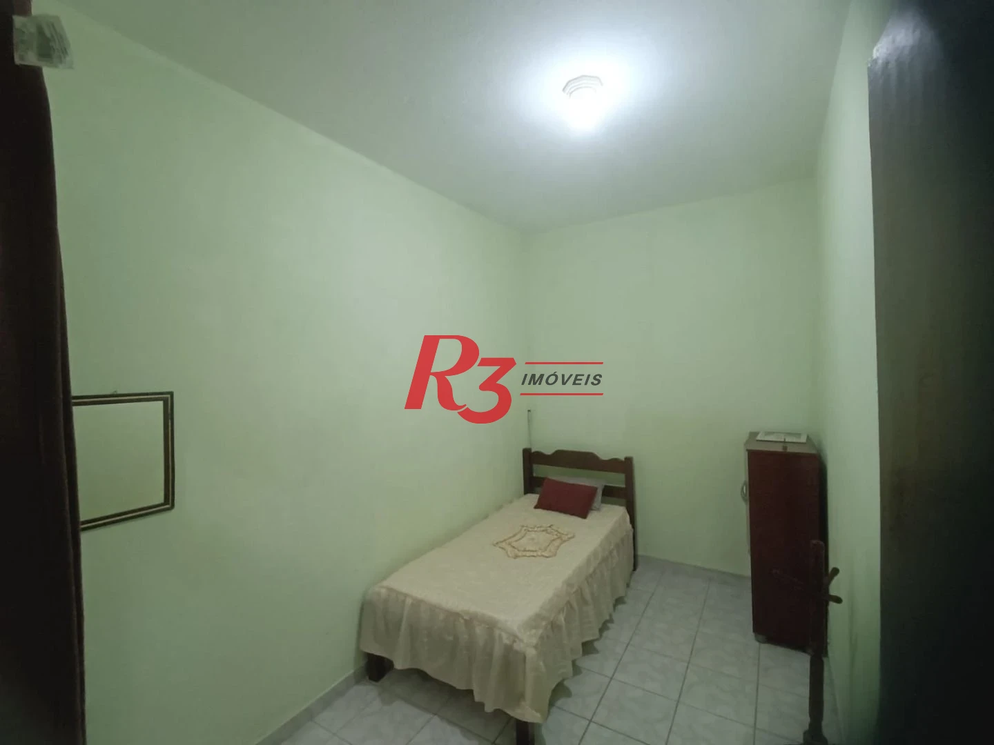 Sobrado com 3 dormitórios à venda, 135 m² por R$ 300.000,00 - Bom Retiro - Santos/SP
