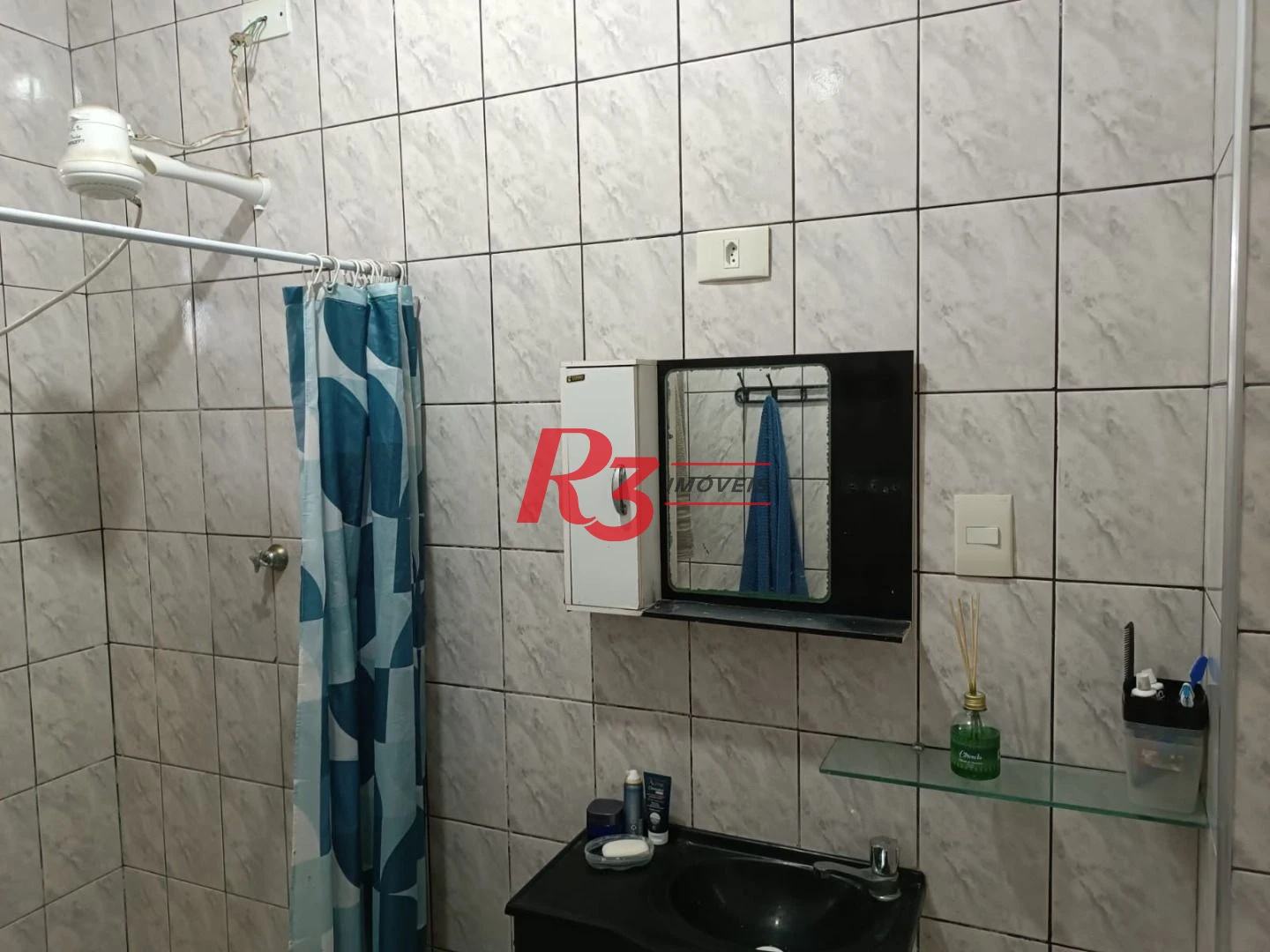 Sobrado com 3 dormitórios à venda, 135 m² por R$ 300.000,00 - Bom Retiro - Santos/SP