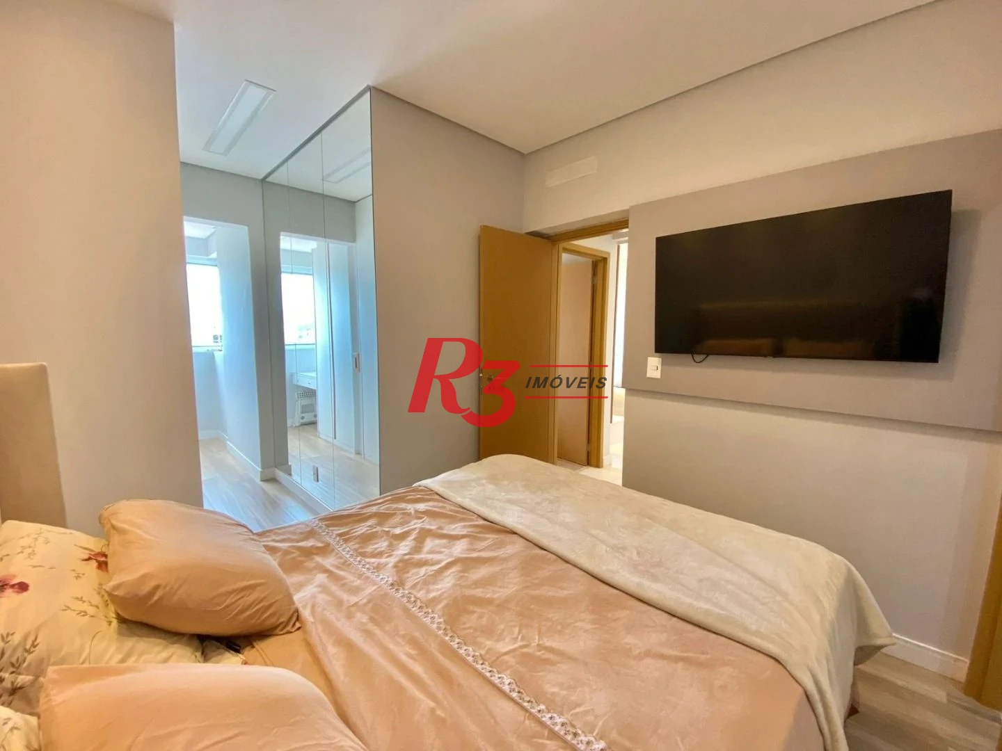 Apartamento com 2 dormitórios à venda, 66 m² por R$ 1.150.000,00 - Boqueirão - Santos/SP