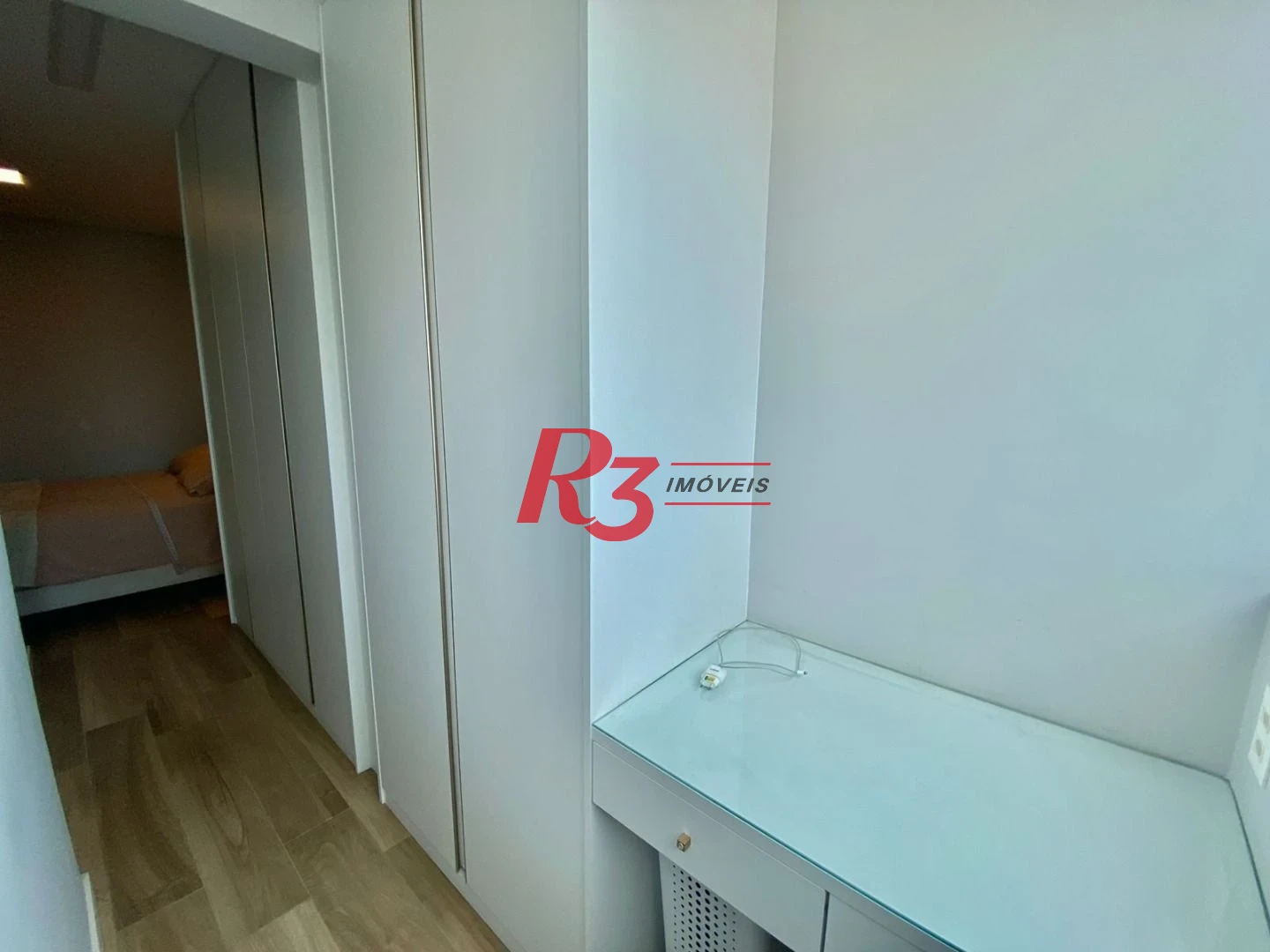 Apartamento com 2 dormitórios à venda, 66 m² por R$ 1.150.000,00 - Boqueirão - Santos/SP