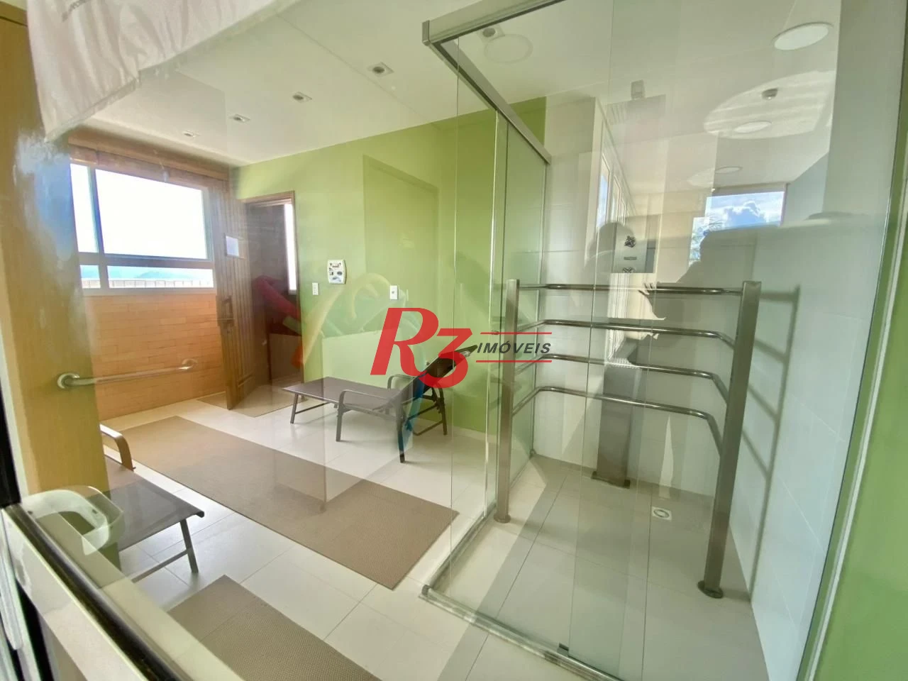 Apartamento com 2 dormitórios à venda, 66 m² por R$ 1.150.000,00 - Boqueirão - Santos/SP