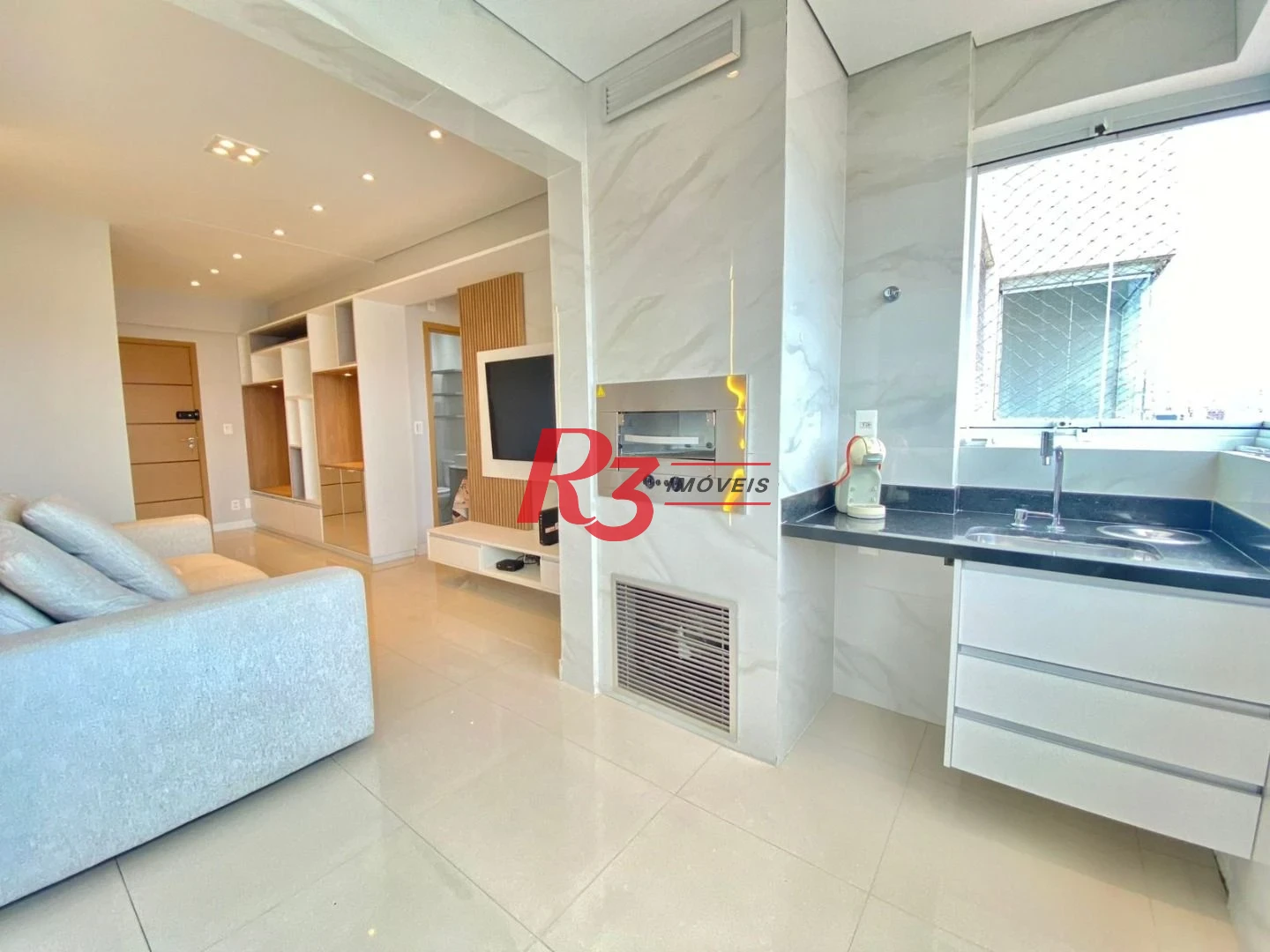 Apartamento com 2 dormitórios à venda, 66 m² por R$ 1.150.000,00 - Boqueirão - Santos/SP