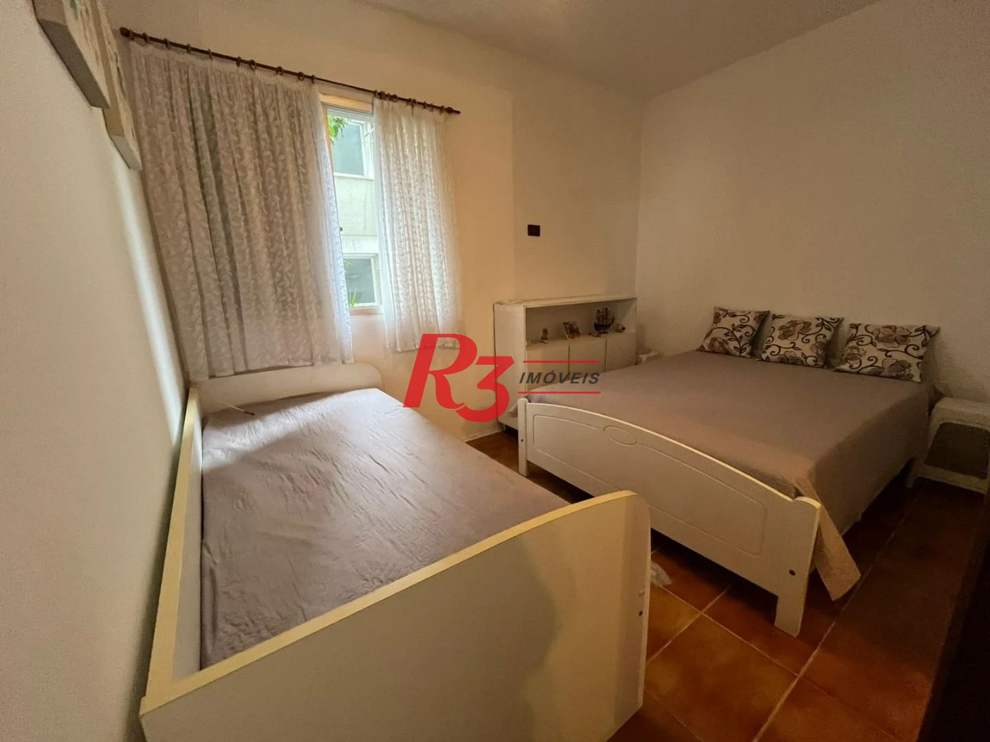 Apartamento com 3 dormitórios à venda, 82 m² por R$ 500.000,00 - Jardim Tejereba - Guarujá/SP