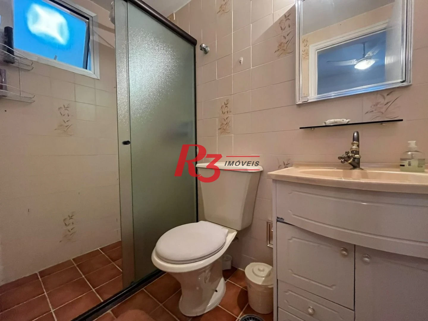 Apartamento com 3 dormitórios à venda, 82 m² por R$ 500.000,00 - Jardim Tejereba - Guarujá/SP