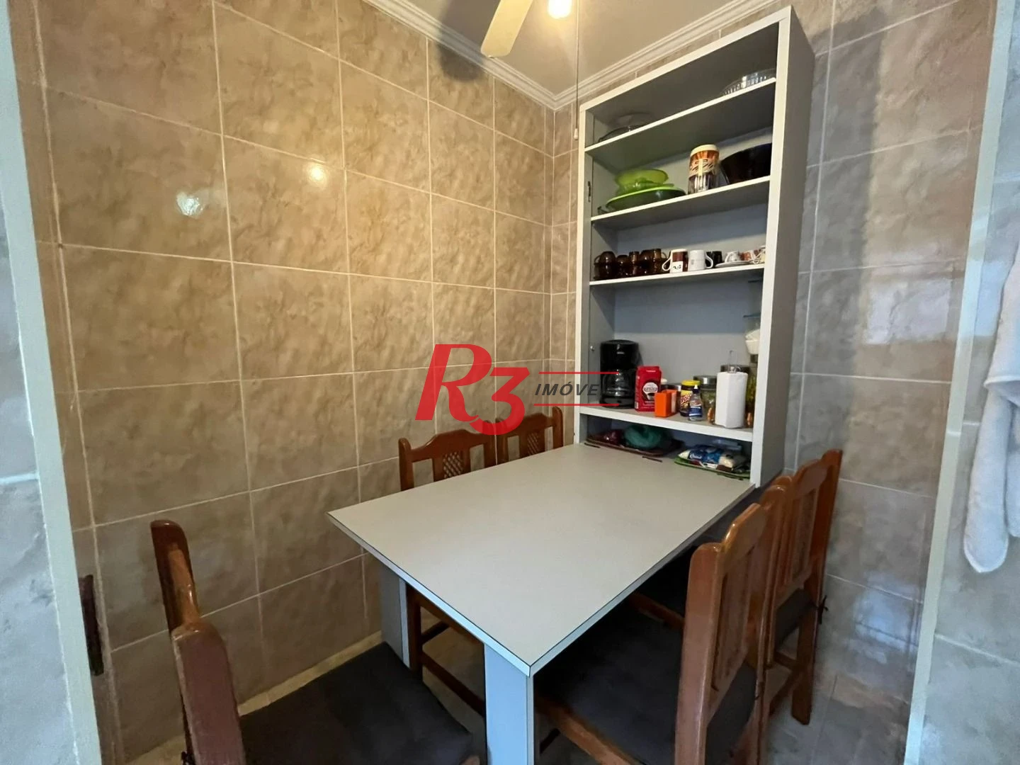 Apartamento com 3 dormitórios à venda, 82 m² por R$ 500.000,00 - Jardim Tejereba - Guarujá/SP