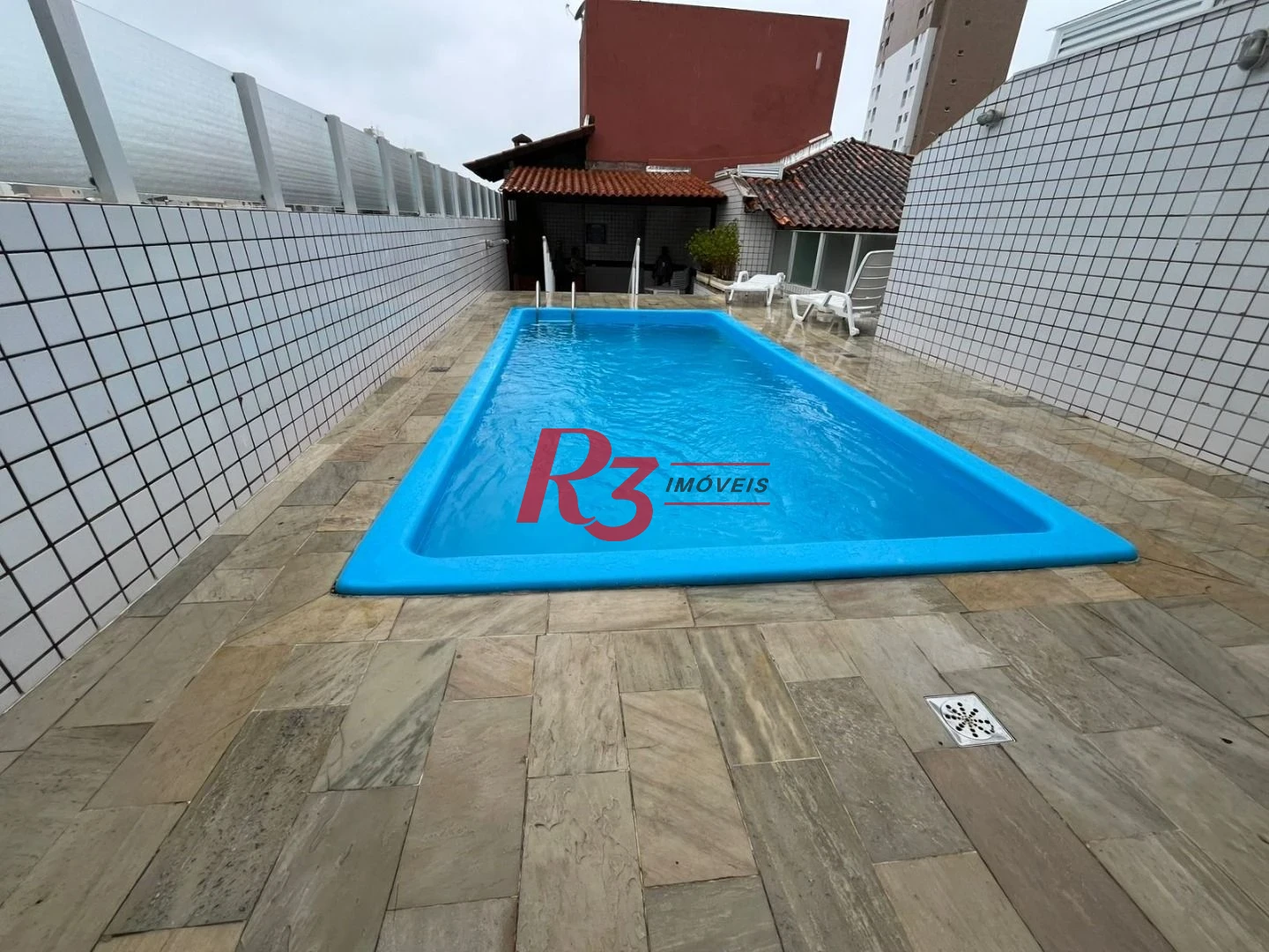 Apartamento com 3 dormitórios à venda, 82 m² por R$ 500.000,00 - Jardim Tejereba - Guarujá/SP