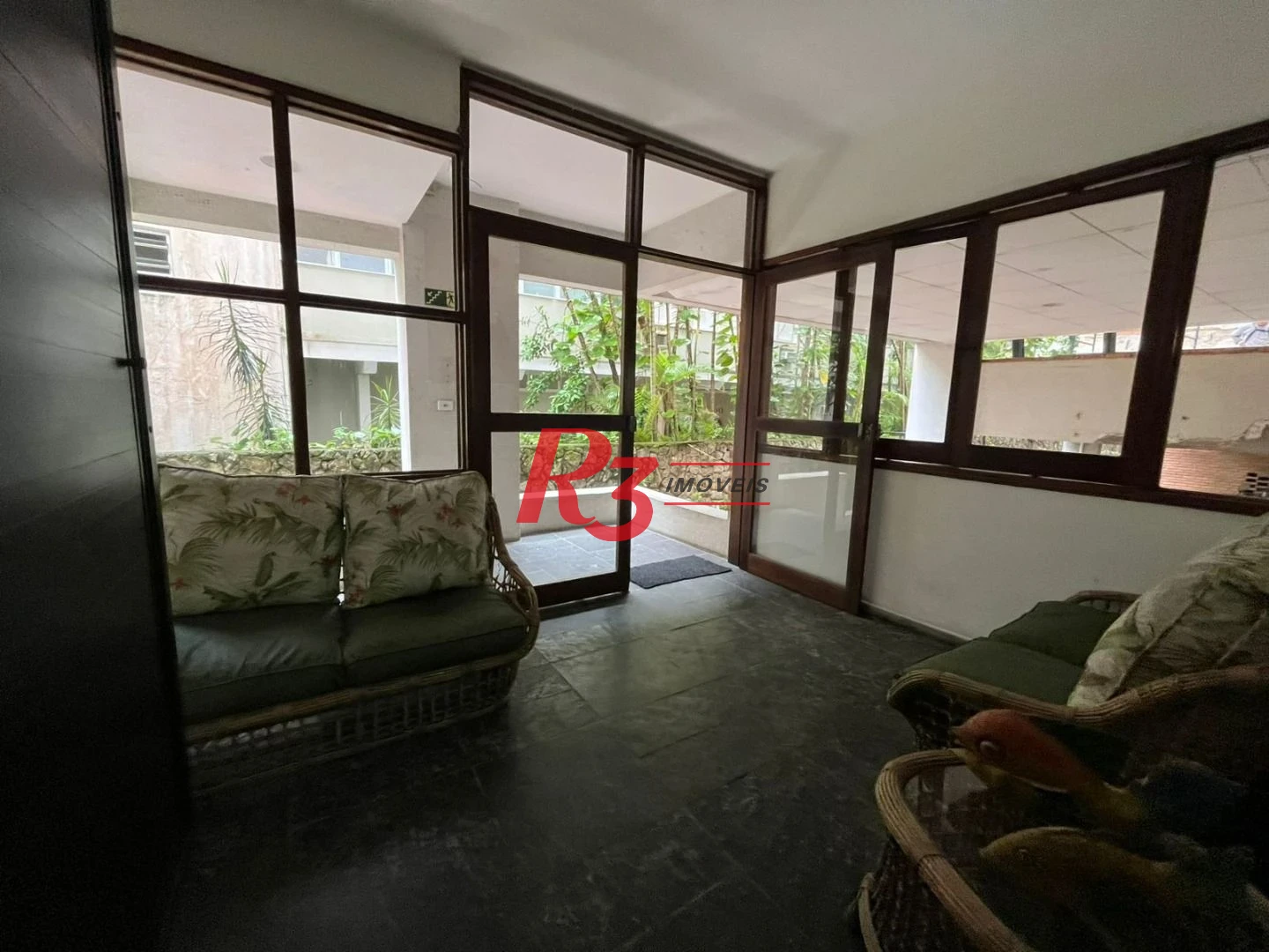 Apartamento com 3 dormitórios à venda, 82 m² por R$ 500.000,00 - Jardim Tejereba - Guarujá/SP