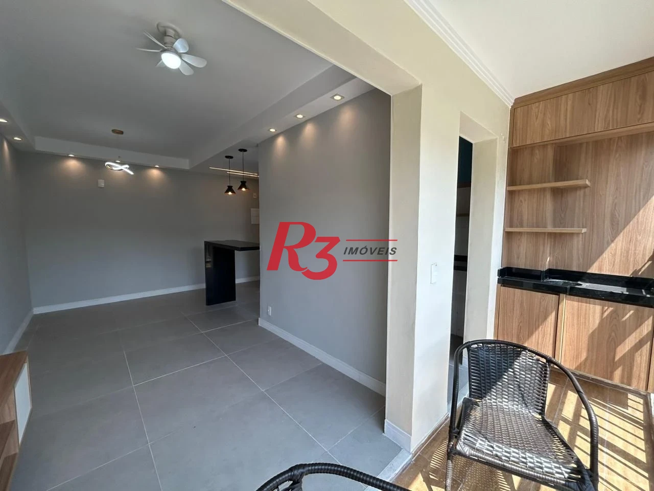 Apartamento com 2 dormitórios à venda, 52 m² por R$ 400.000,00 - Morro Nova Cintra - Santos/SP