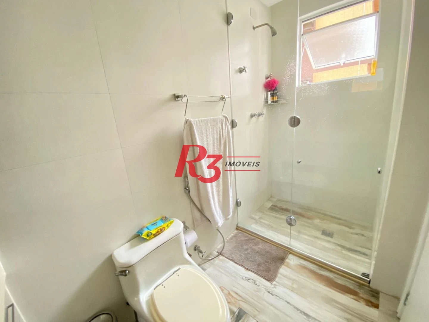 Apartamento com 3 dormitórios à venda, 138 m² por R$ 1.810.000,00 - Gonzaga - Santos/SP