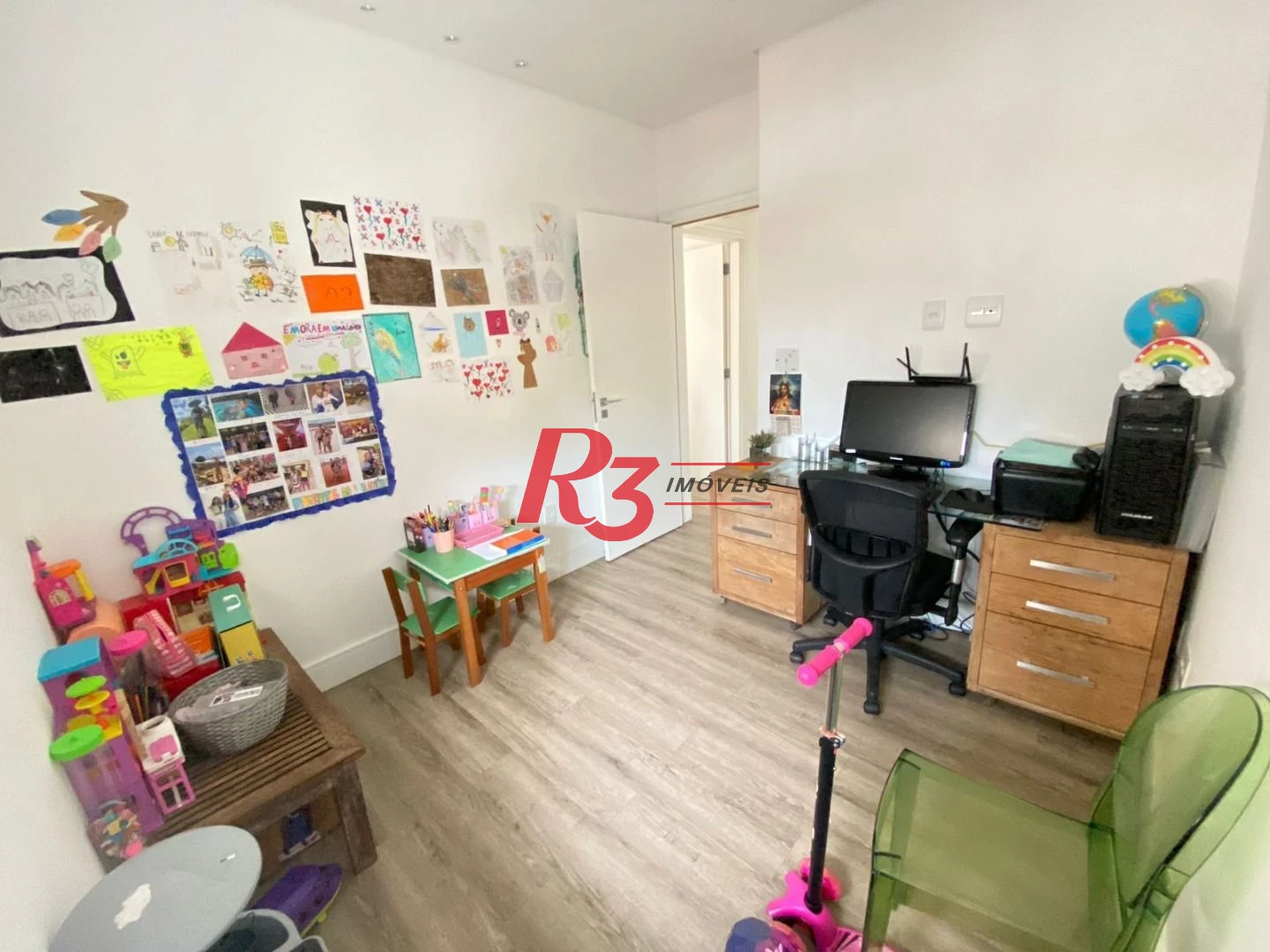 Apartamento com 3 dormitórios à venda, 138 m² por R$ 1.810.000,00 - Gonzaga - Santos/SP
