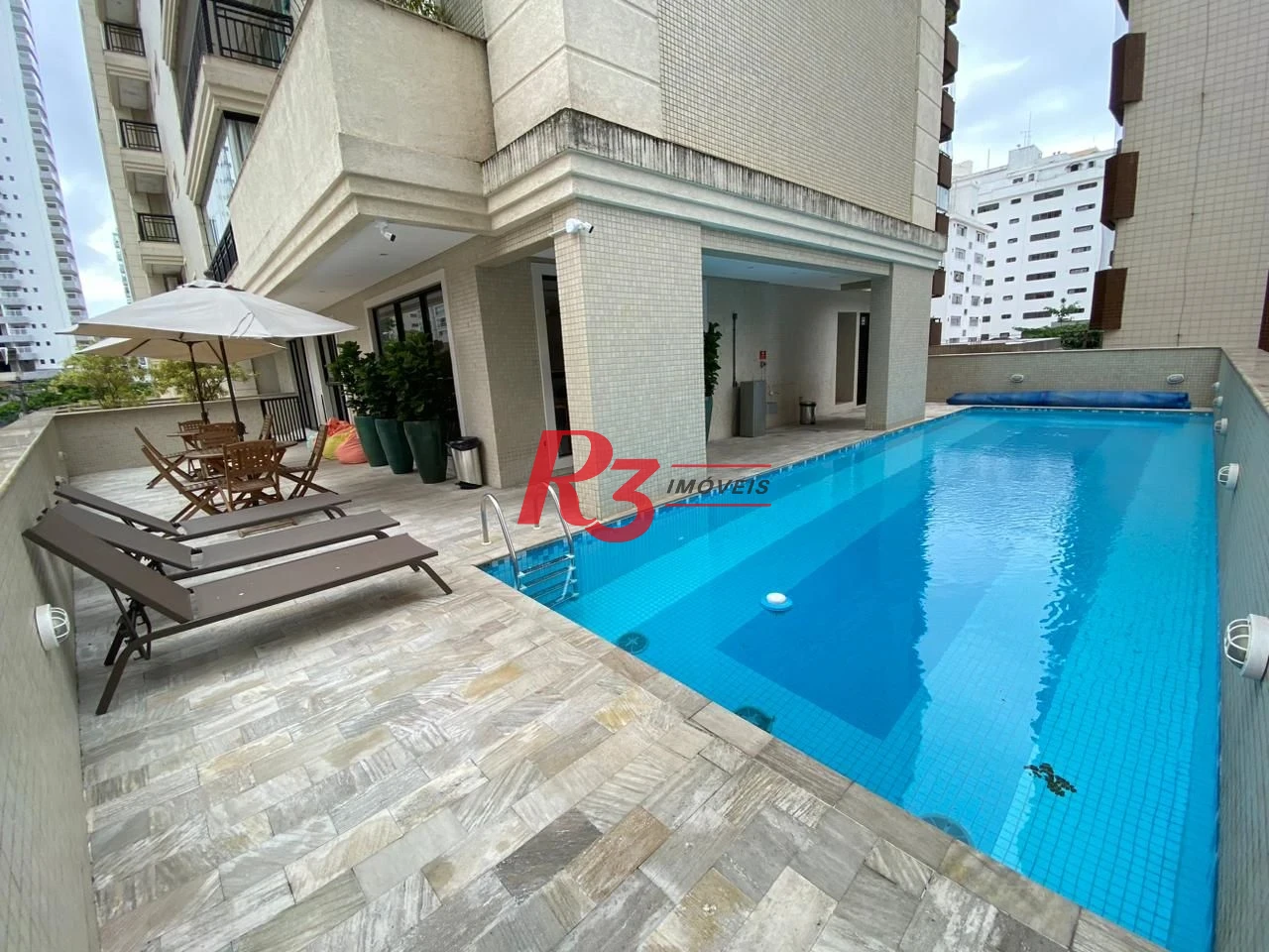 Apartamento com 3 dormitórios à venda, 138 m² por R$ 1.810.000,00 - Gonzaga - Santos/SP