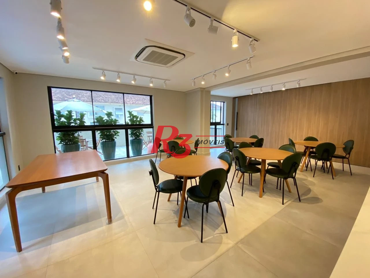 Apartamento com 3 dormitórios à venda, 138 m² por R$ 1.810.000,00 - Gonzaga - Santos/SP