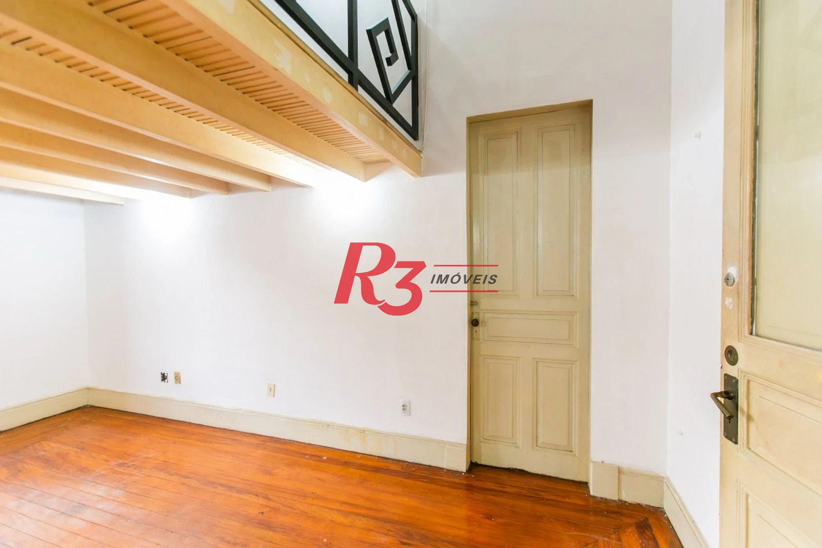Sala, 37 m² - venda por R$ 300.000,00 ou aluguel por R$ 3.000,00/mês - Centro - Santos/SP