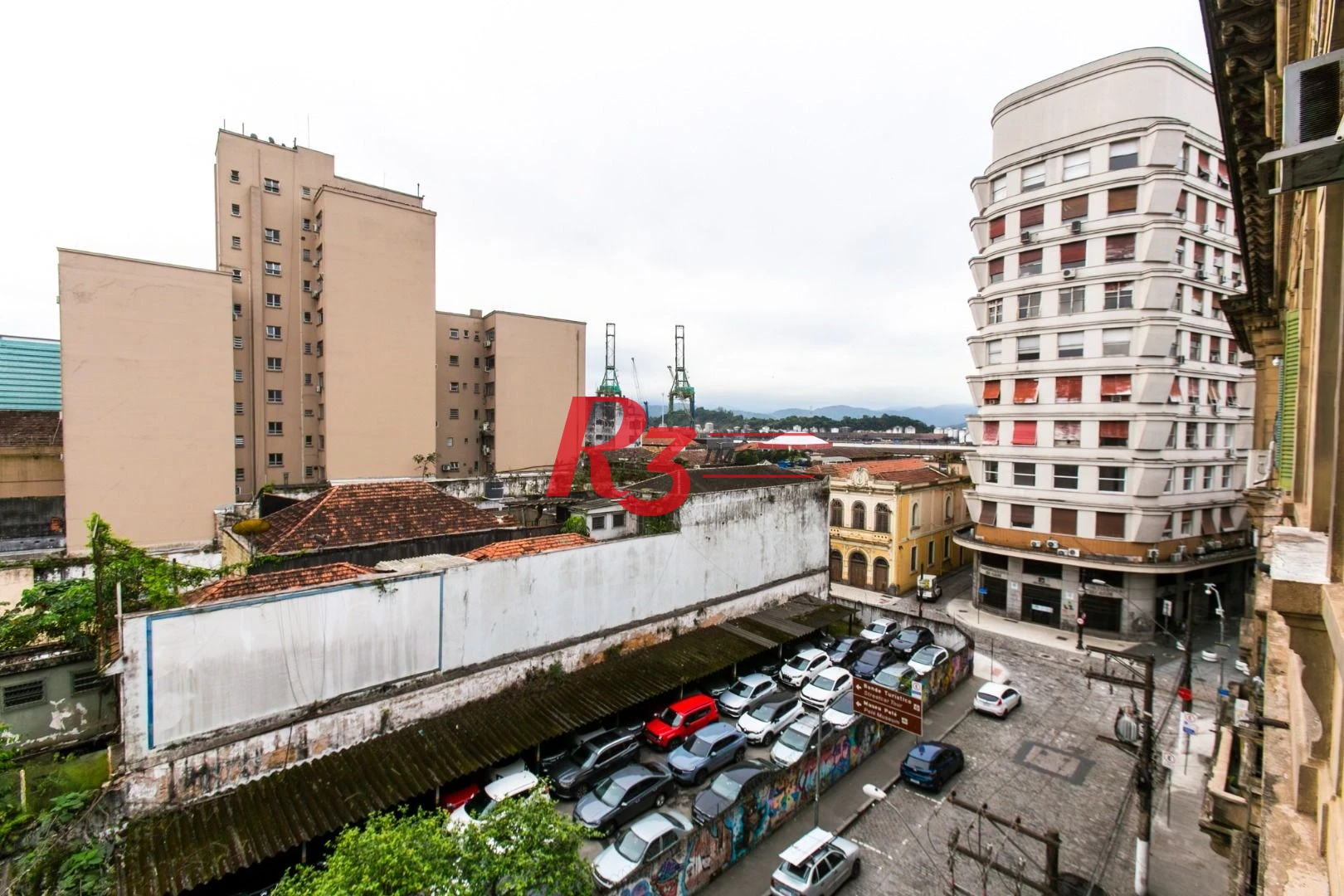 Sala, 37 m² - venda por R$ 300.000,00 ou aluguel por R$ 3.000,00/mês - Centro - Santos/SP