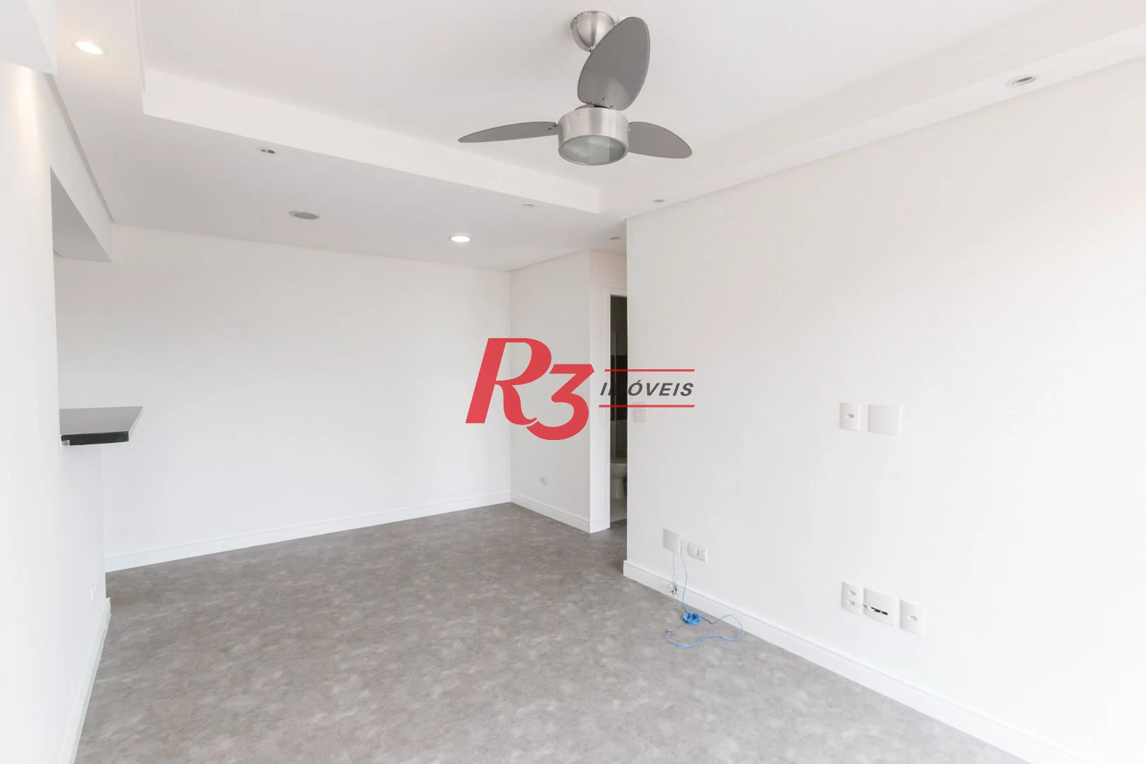 Apartamento com 2 dormitórios à venda, 69 m² - Encruzilhada - Santos/SP