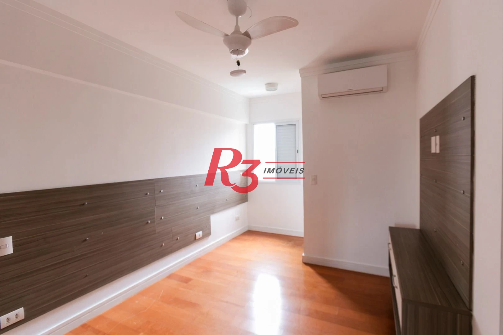 Apartamento com 2 dormitórios à venda, 69 m² - Encruzilhada - Santos/SP