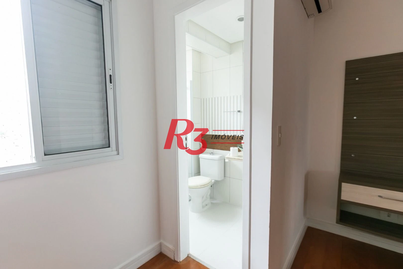 Apartamento com 2 dormitórios à venda, 69 m² - Encruzilhada - Santos/SP