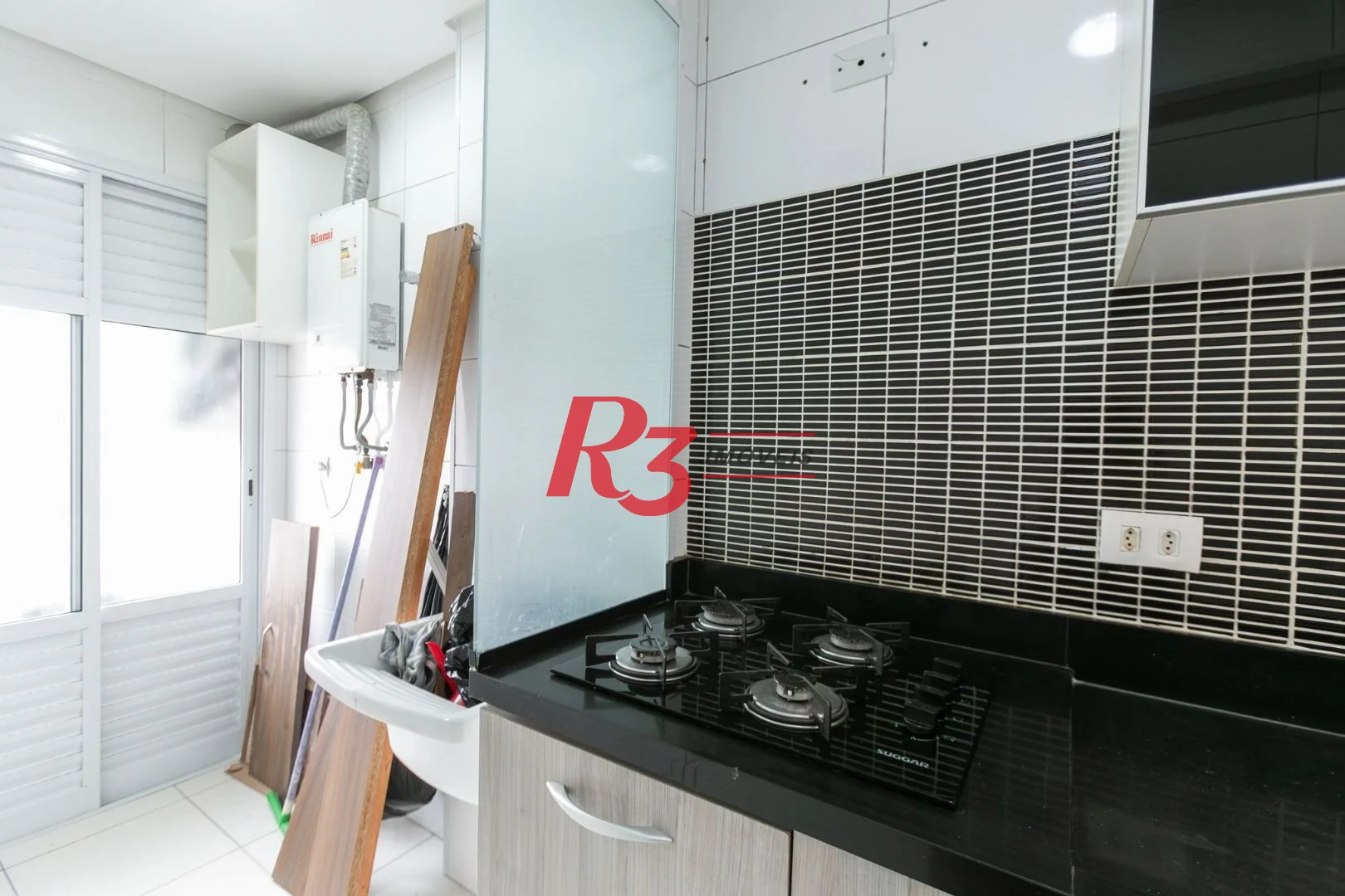 Apartamento com 2 dormitórios à venda, 69 m² - Encruzilhada - Santos/SP