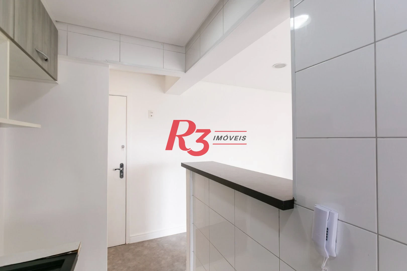 Apartamento com 2 dormitórios à venda, 69 m² - Encruzilhada - Santos/SP