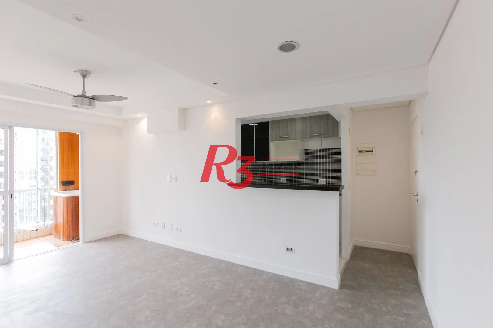 Apartamento com 2 dormitórios à venda, 69 m² - Encruzilhada - Santos/SP