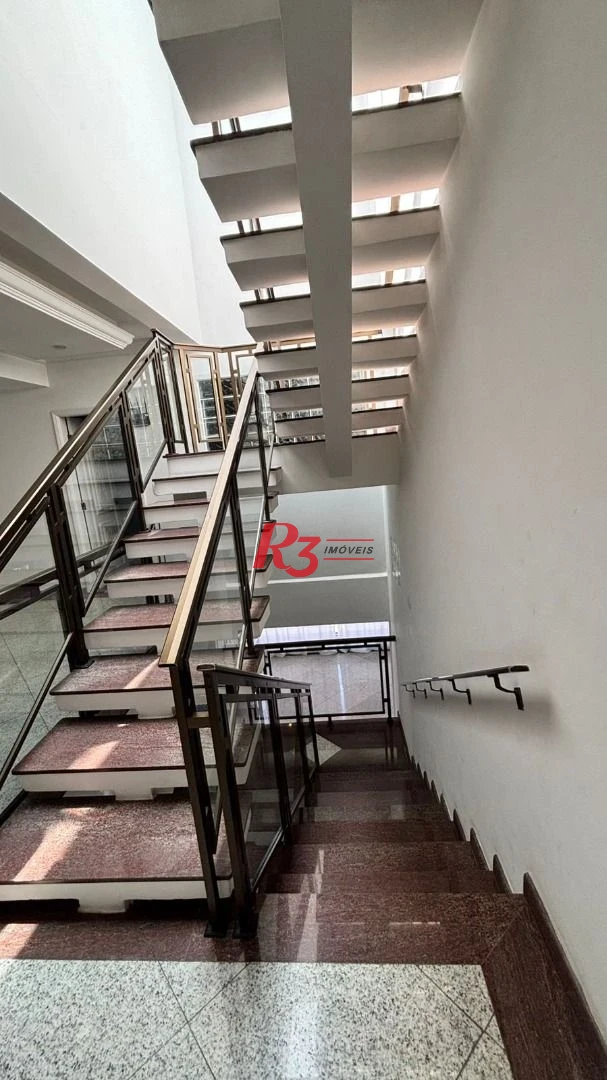 Sobrado à venda, 329 m² por R$ 2.650.000,00 - Ponta da Praia - Santos/SP