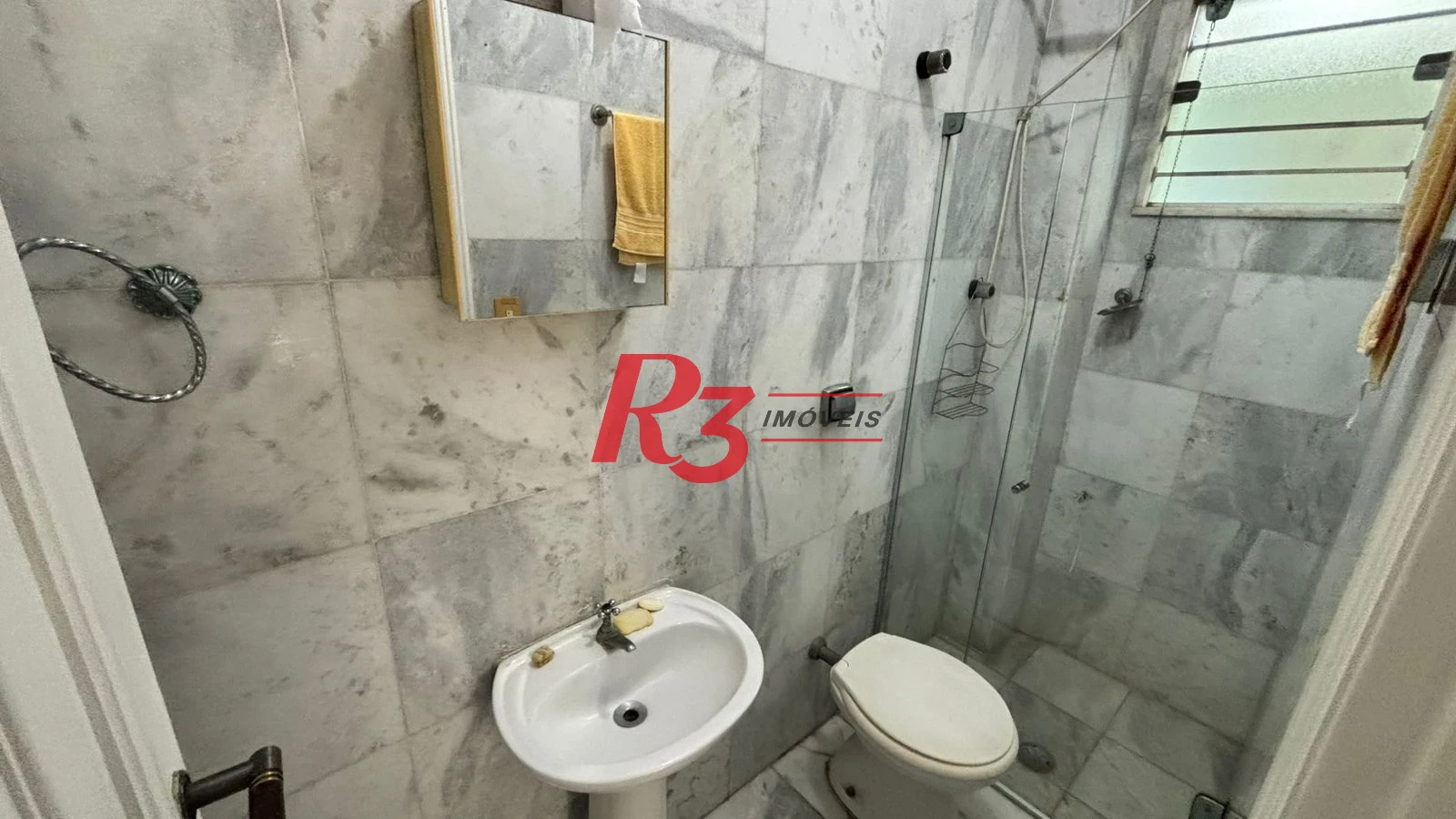 Sobrado à venda, 329 m² por R$ 2.650.000,00 - Ponta da Praia - Santos/SP
