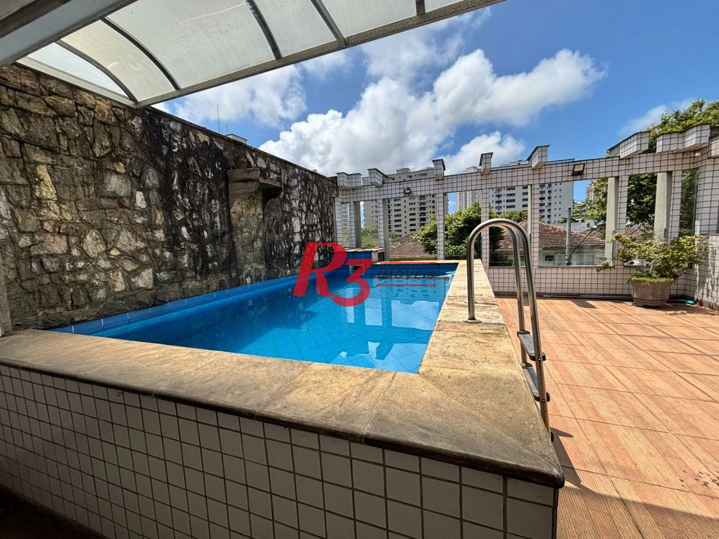 Sobrado à venda, 329 m² por R$ 2.650.000,00 - Ponta da Praia - Santos/SP