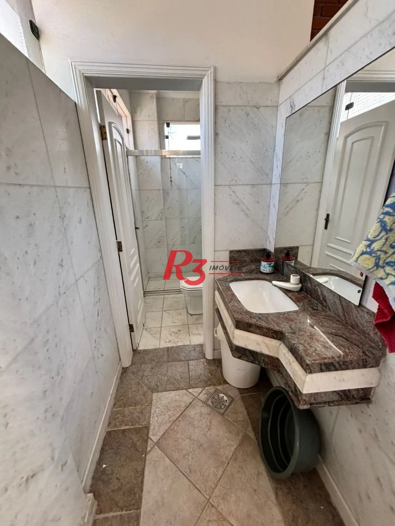 Sobrado à venda, 329 m² por R$ 2.650.000,00 - Ponta da Praia - Santos/SP